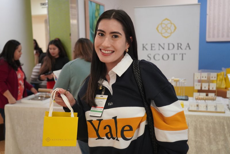 Kendra Scott Pop Up Shop for Good Supports Local Childrenn